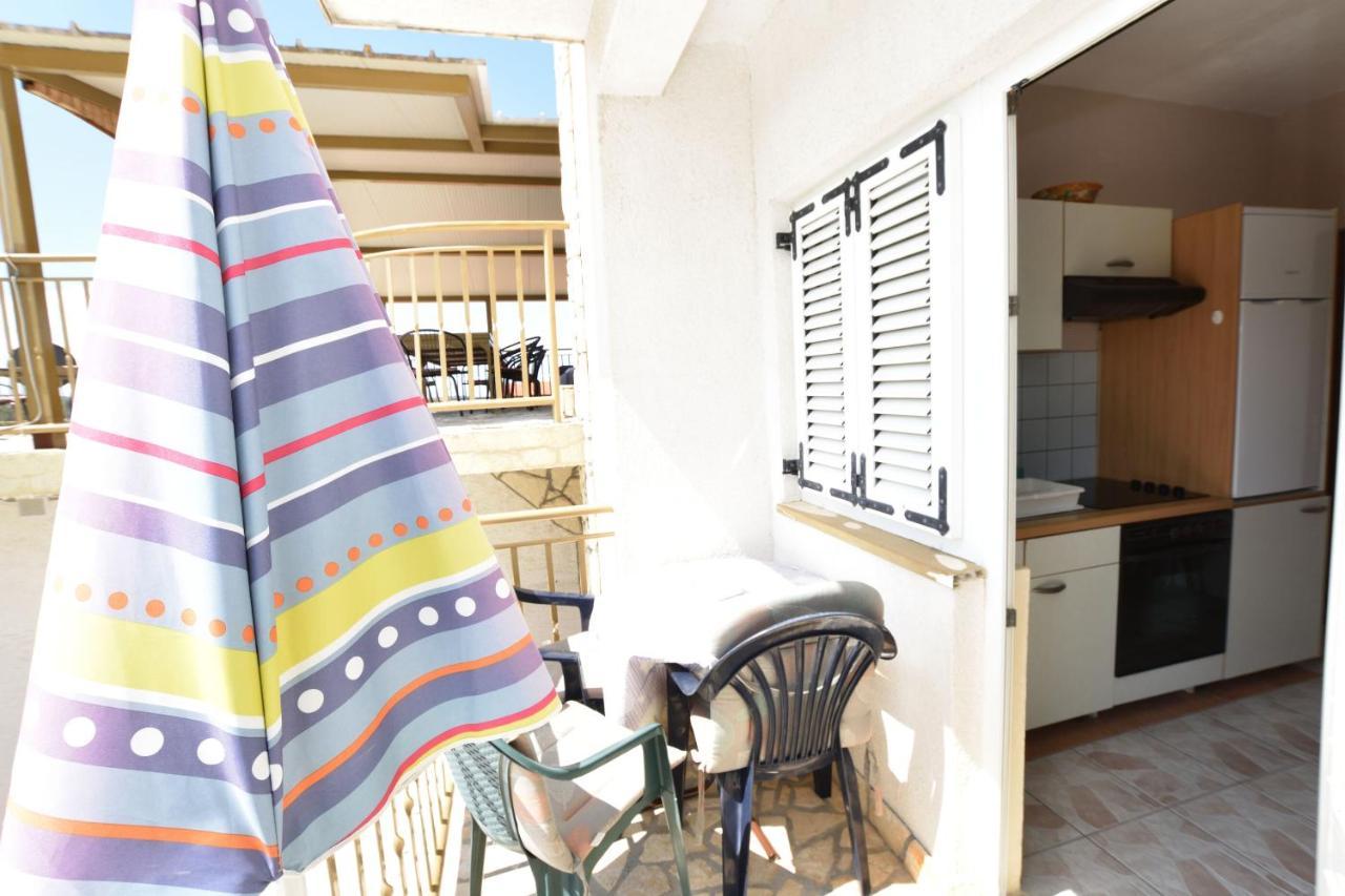 Dolac Apartments Jurkic מראה חיצוני תמונה