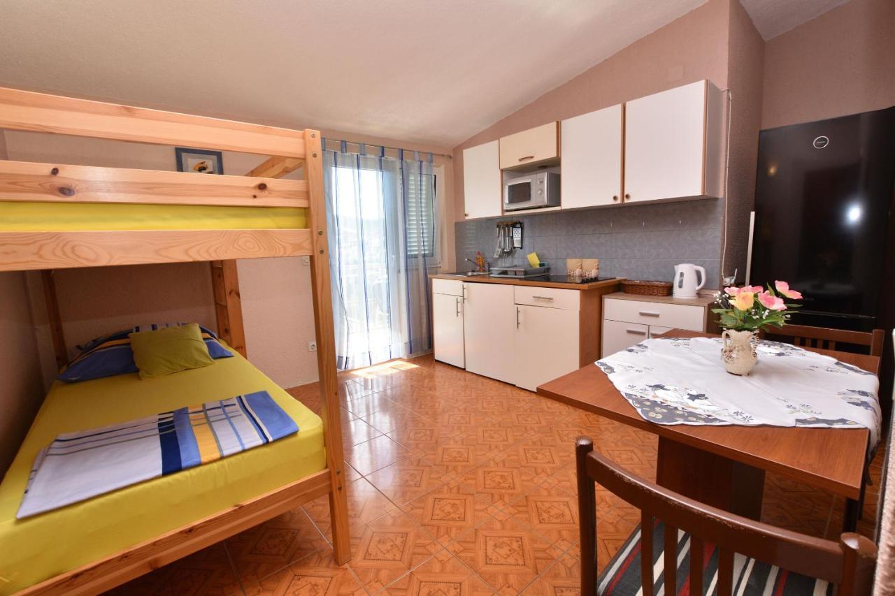 Dolac Apartments Jurkic מראה חיצוני תמונה