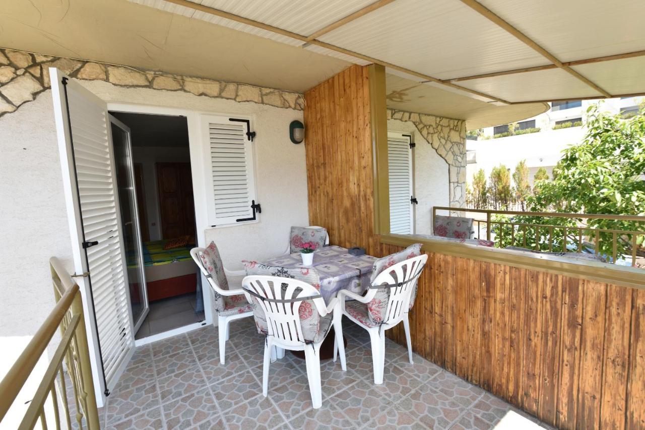 Dolac Apartments Jurkic מראה חיצוני תמונה