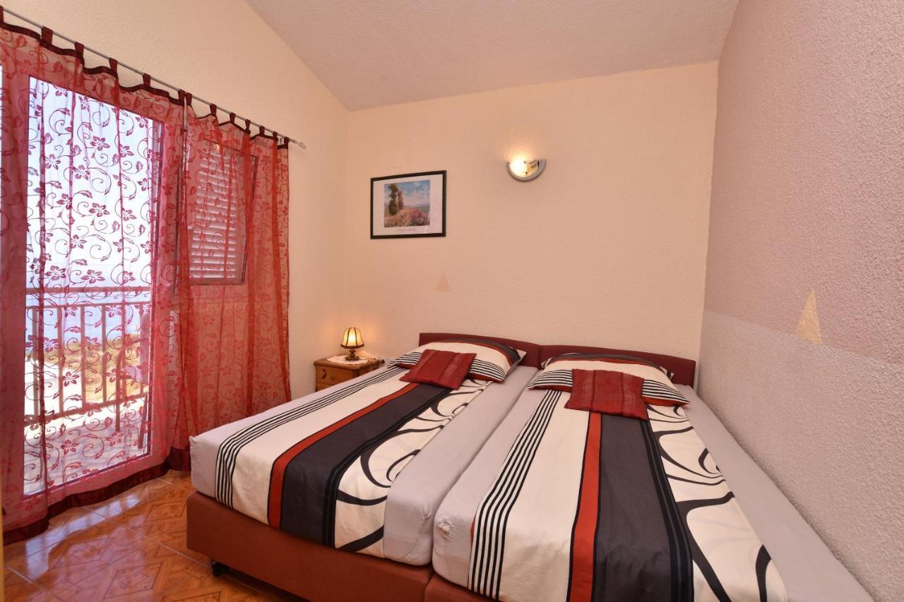 Dolac Apartments Jurkic מראה חיצוני תמונה